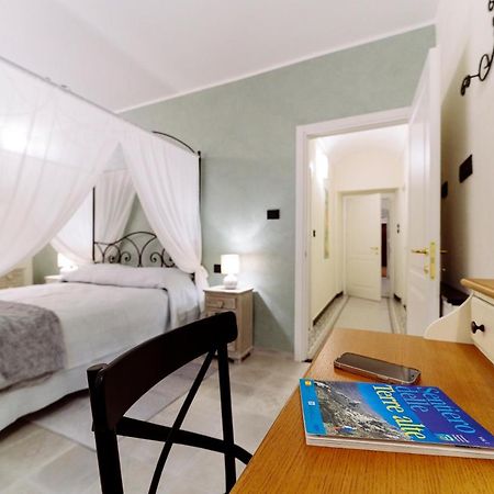 Come Nelle Favole The Classic B&B Toirano Luaran gambar