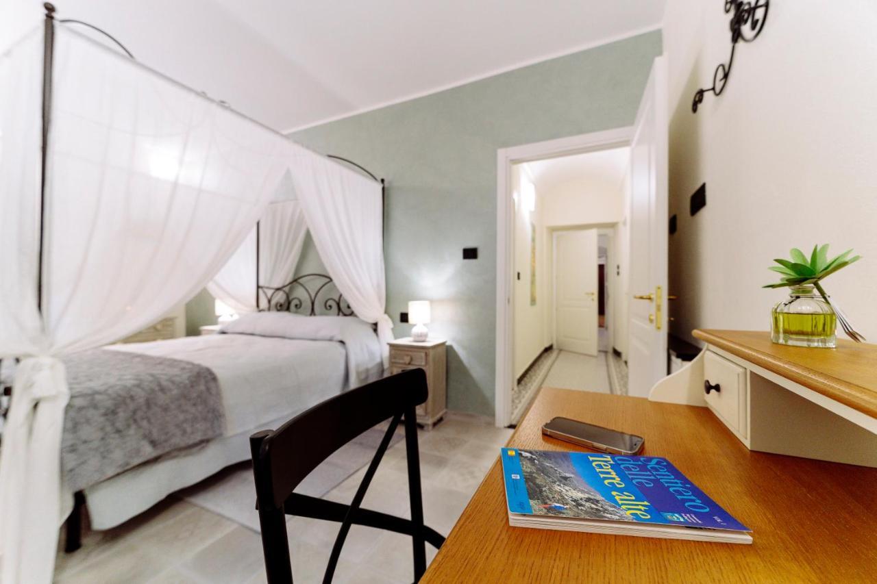 Come Nelle Favole The Classic B&B Toirano Luaran gambar